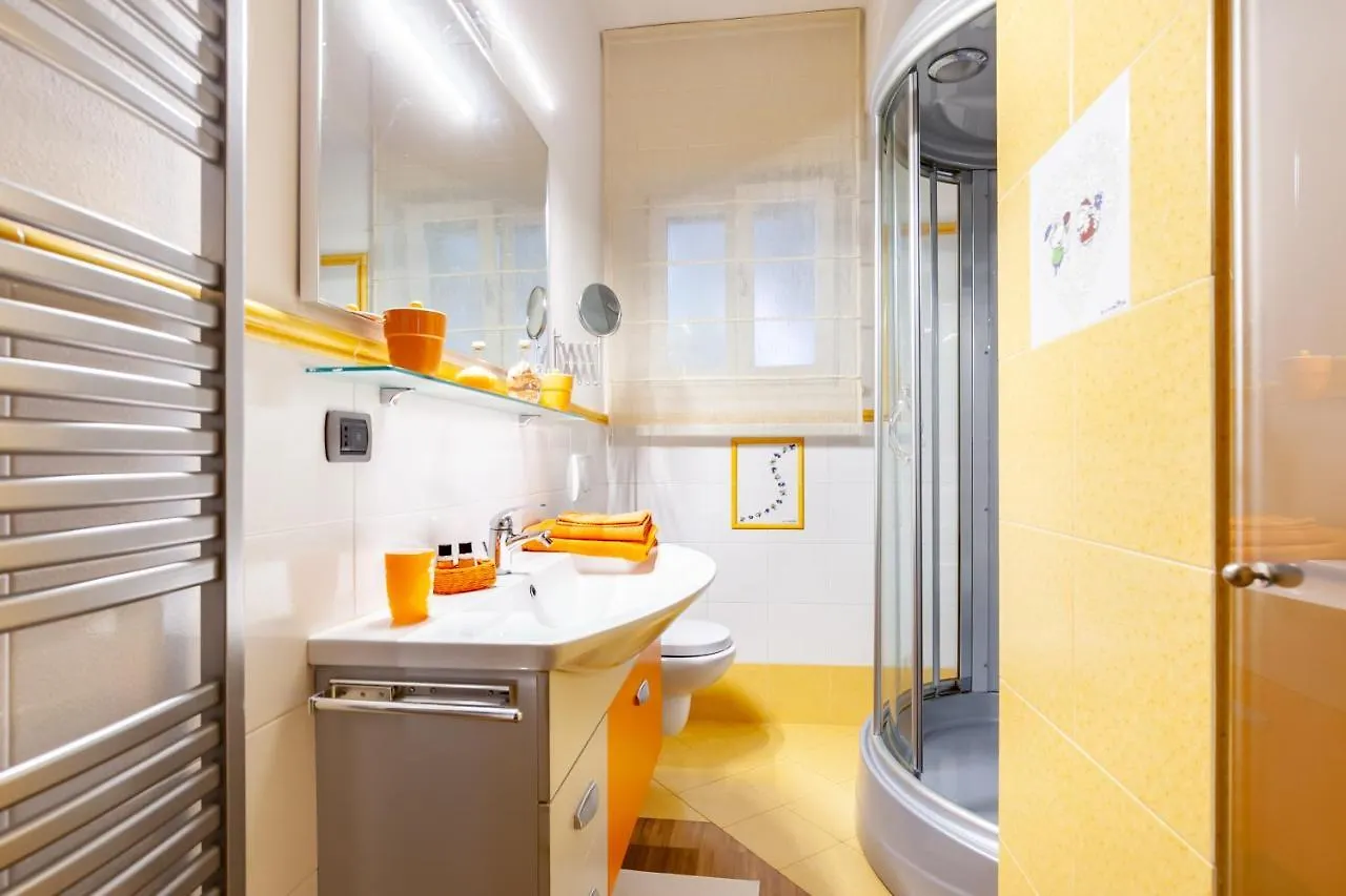 Beatrice Apartment Massa